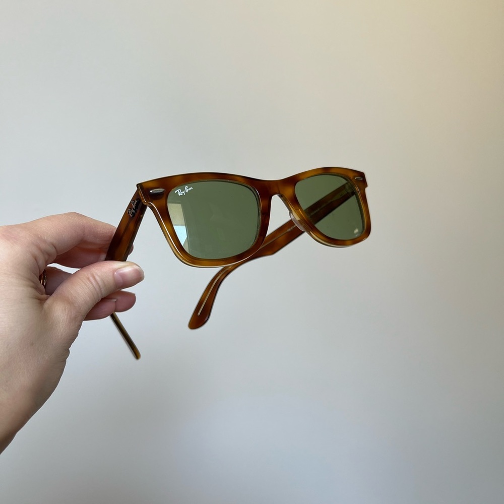 Ray-Ban wayfarer